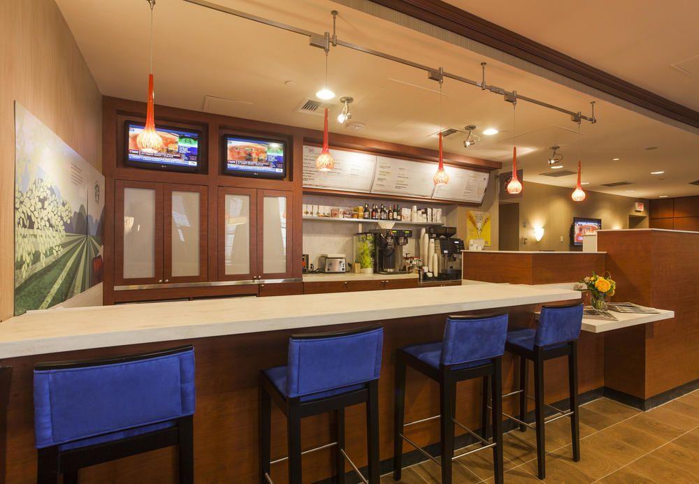 波士顿科普利广场酒店（Courtyard Copley Square Hotel Boston）