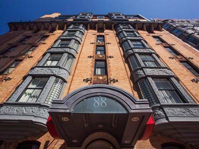 Courtyard Copley Square酒店3*